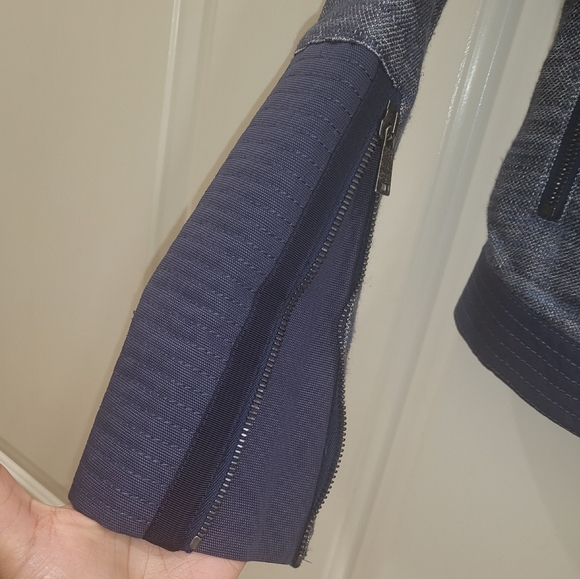 5. NWT 7 FOR ALL MANKIND MARL BOMBER SIZE XS - Picture 5 of 12